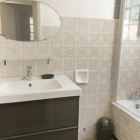 Saint-raphael Sleeps 7 Pool Wifi *
