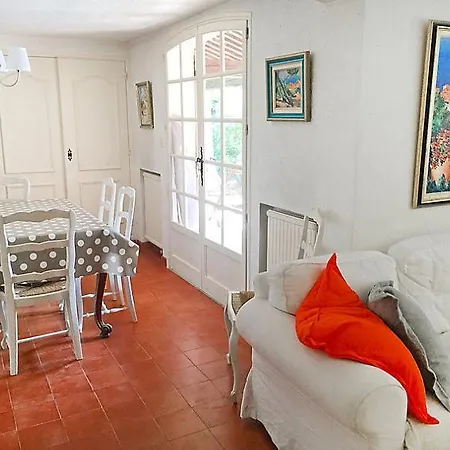 Saint-raphael Sleeps 7 Pool Wifi